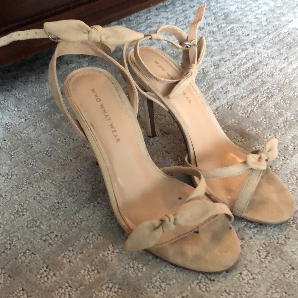 Used Who What Wear bow sandals